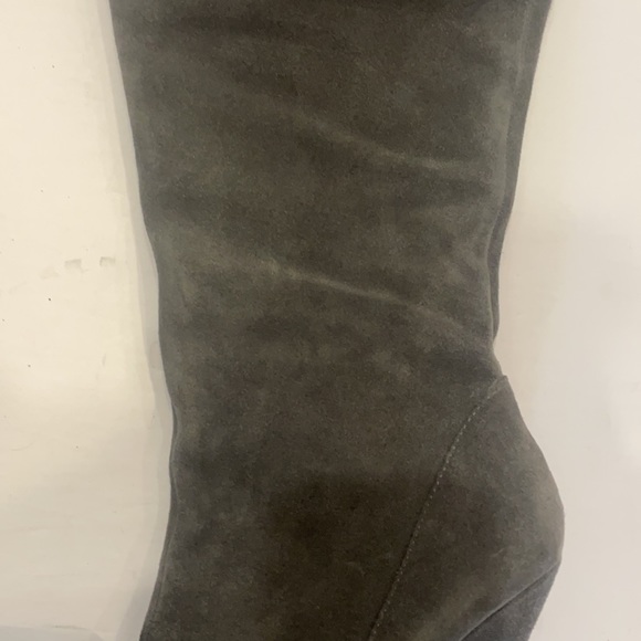 Over the knee long suede boots - Picture 7 of 17
